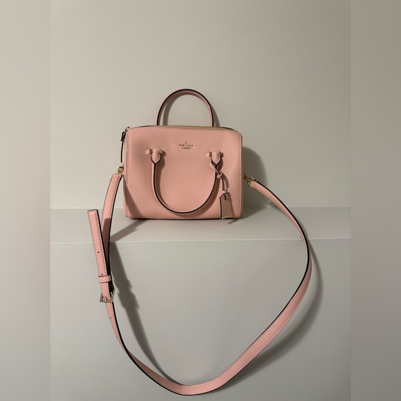 Authentic Kate Spade Purse - Picture 1 of 3